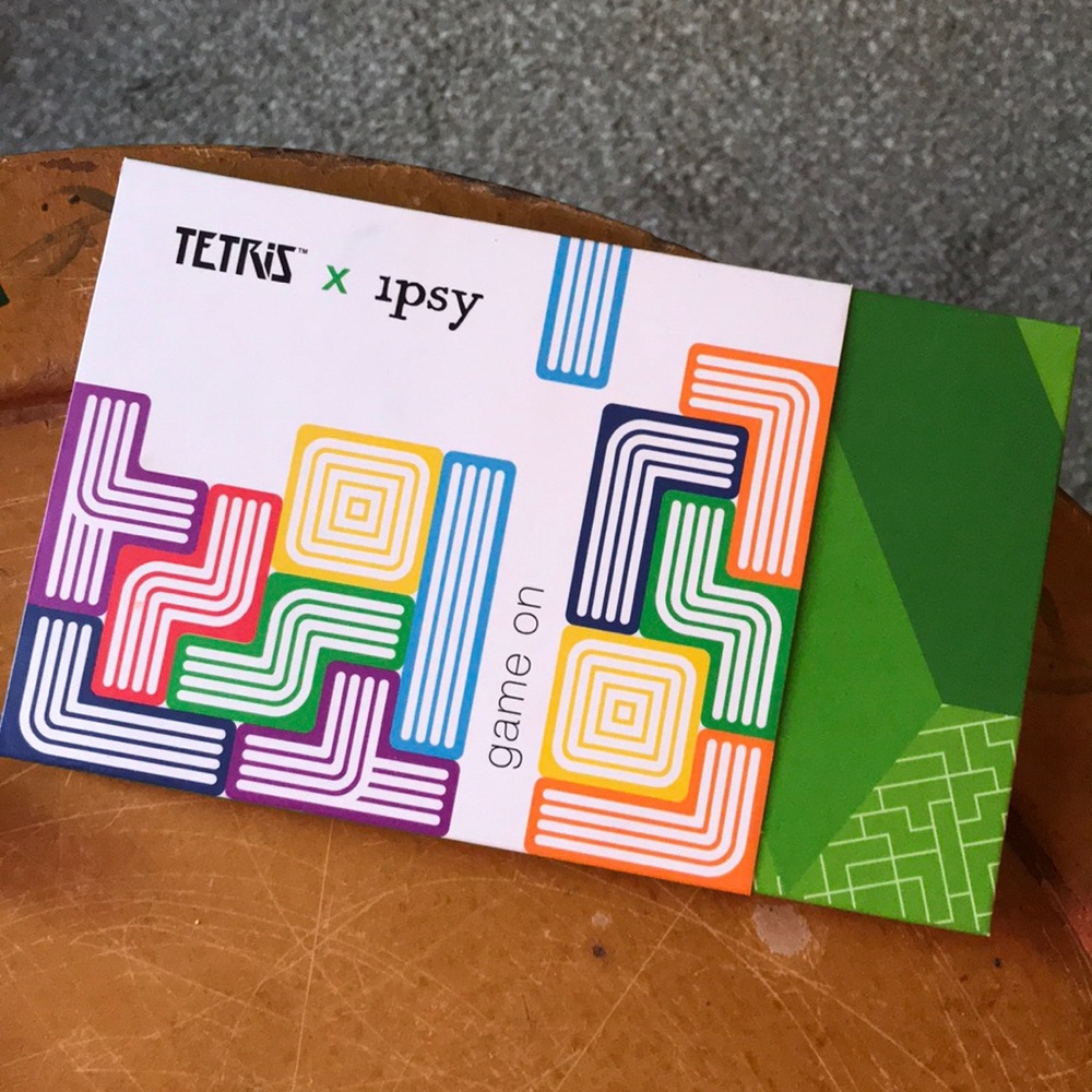 TETRIS x Ipsy Eyeshadow Palette